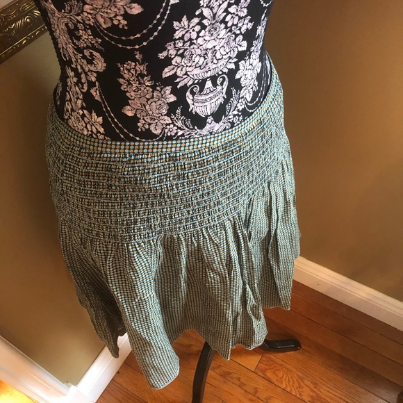 Club Monaco | 2 - Picture 2 of 5